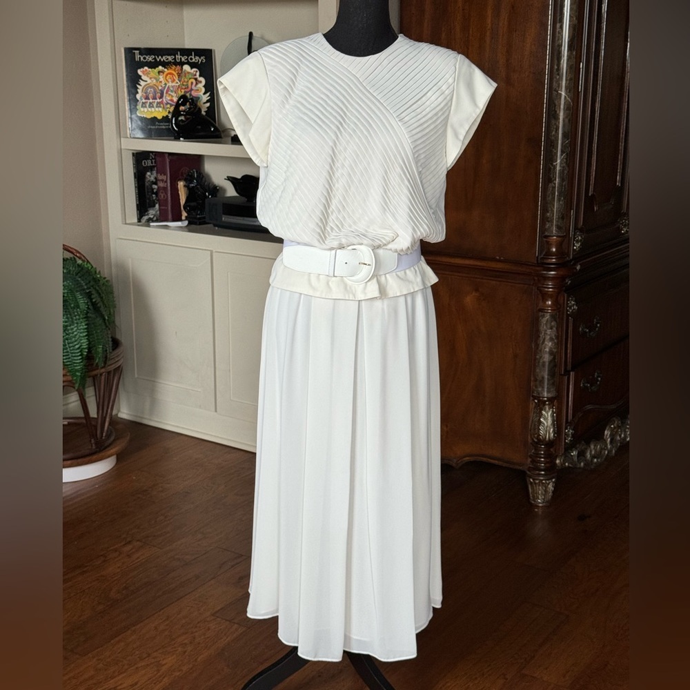 Vintage Richard‎ Warren Ivory Top and Skirt Set